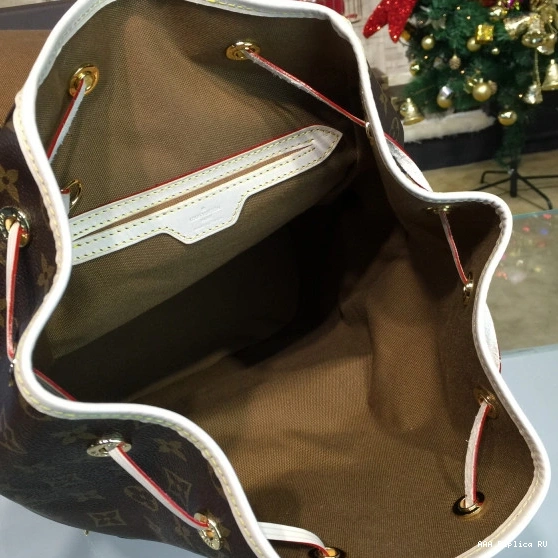 Aaa replica ru BACKPACK VUITTON LOUIS 0806